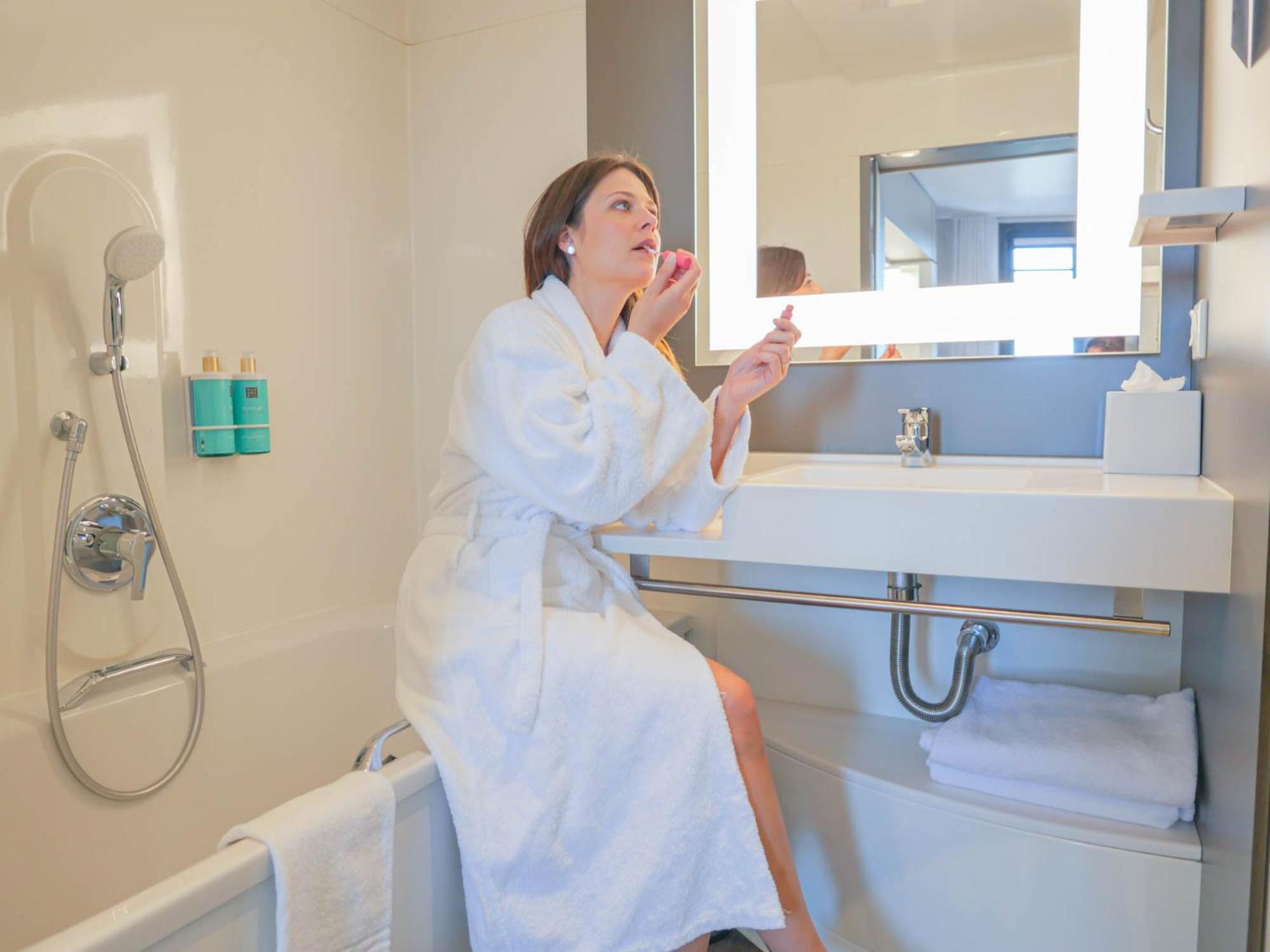 Novotel Montreuil Vincennes Hotel 4*
