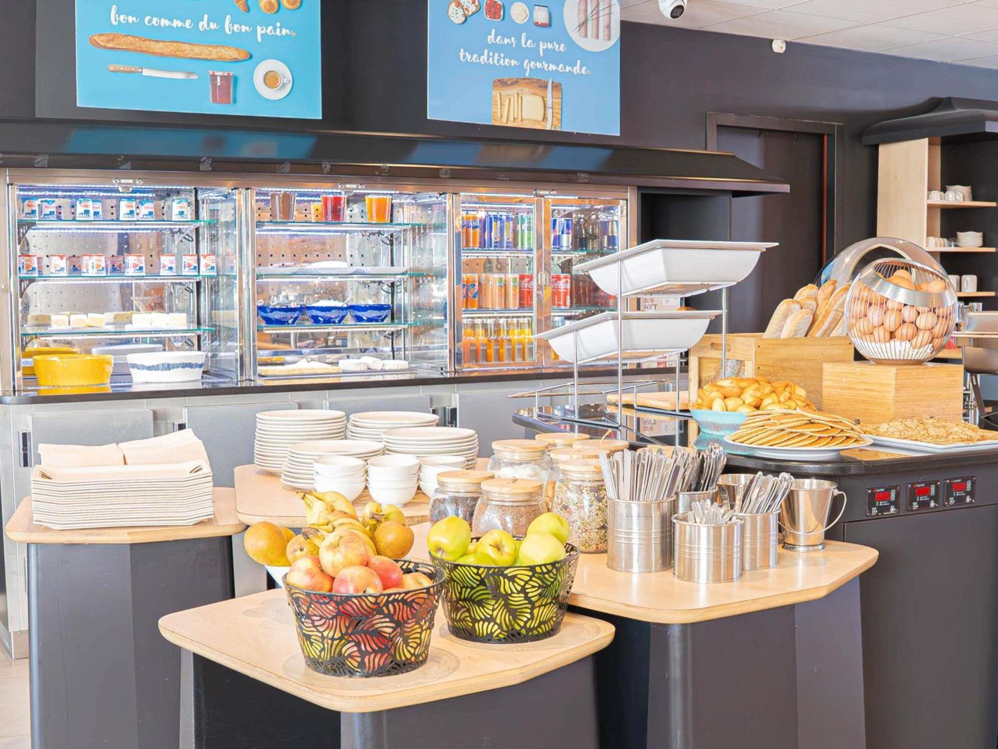 Novotel Montreuil Vincennes Hotel 4*