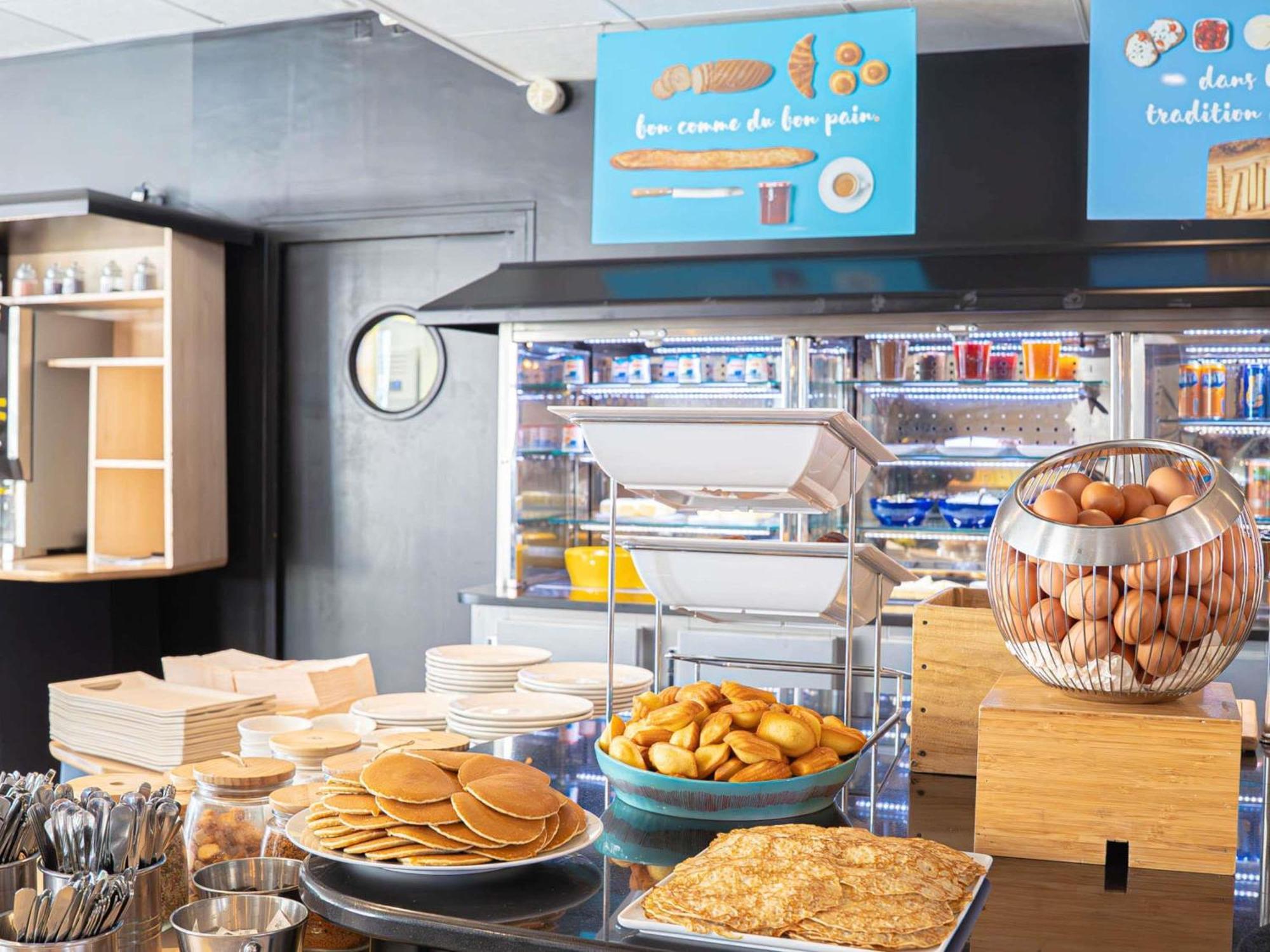 Hotel Novotel Montreuil Vincennes 4*