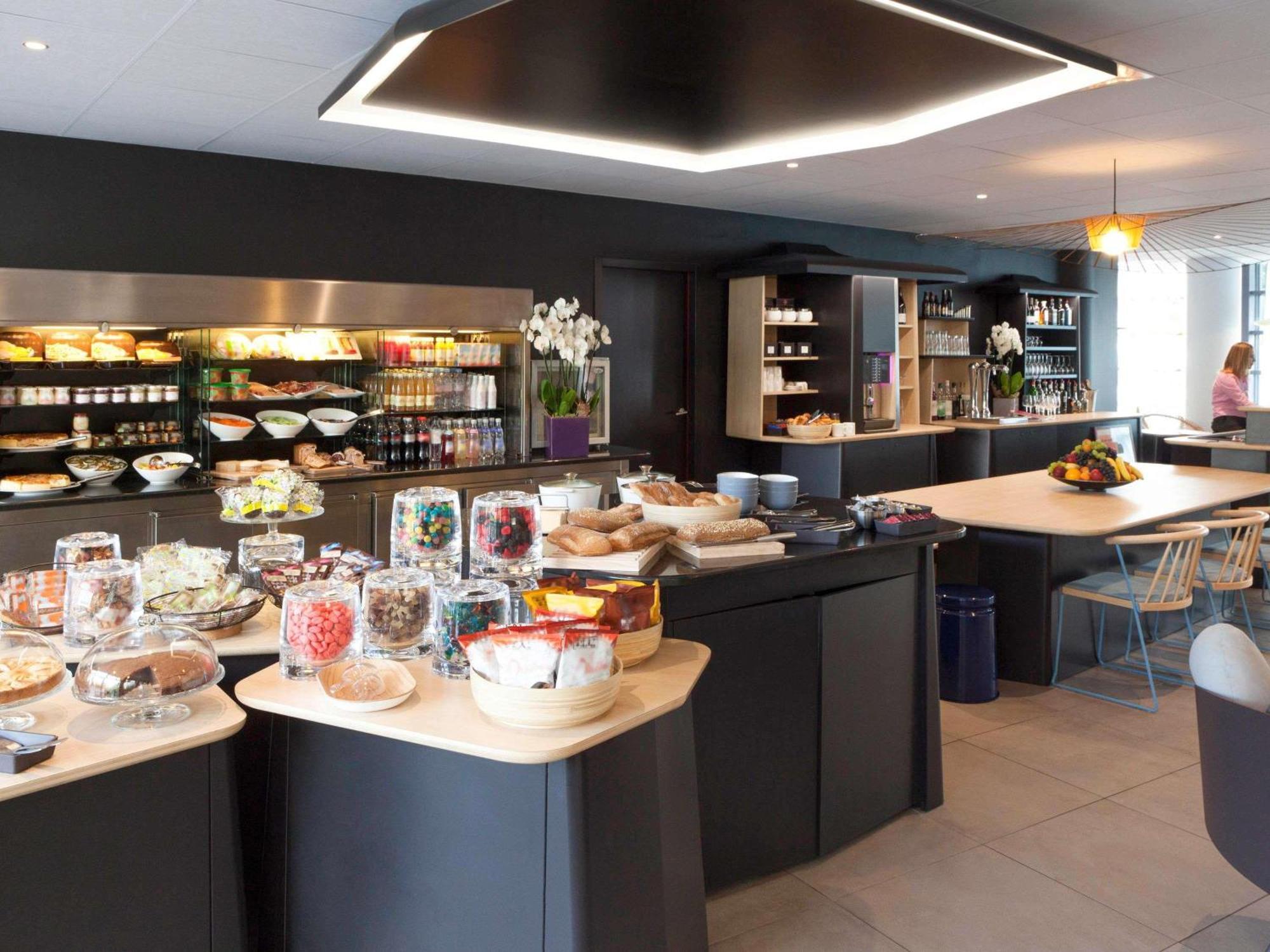 Hotel Novotel Montreuil Vincennes Parigi